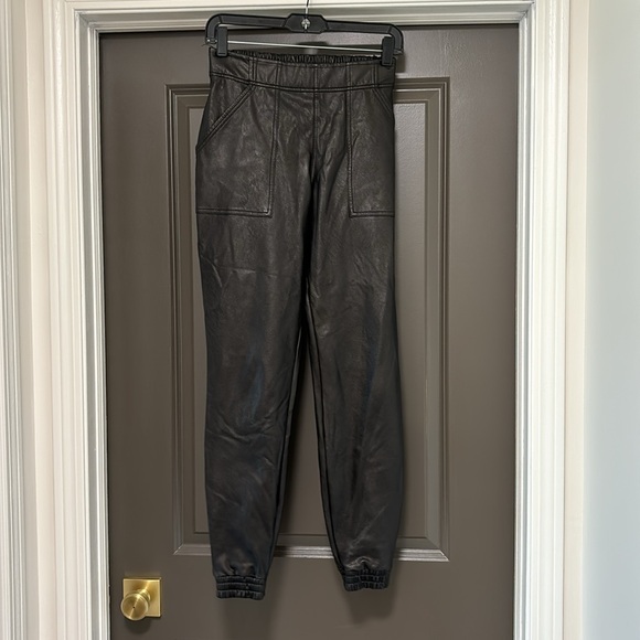 SPANX black faux leather shaping jogger S - Picture 2 of 7
